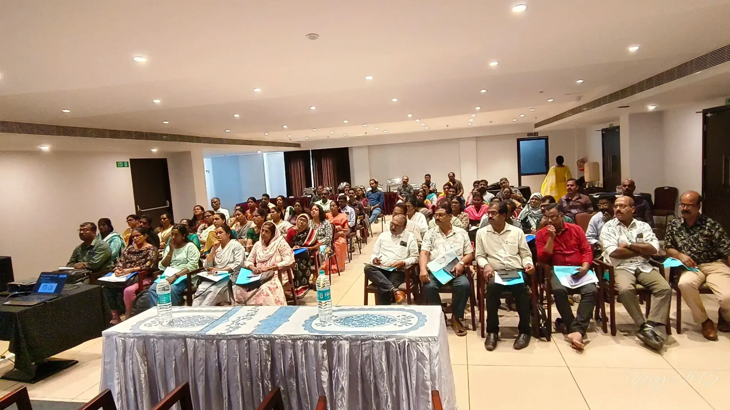 Insurance agents learning modern insurance marketing techniques